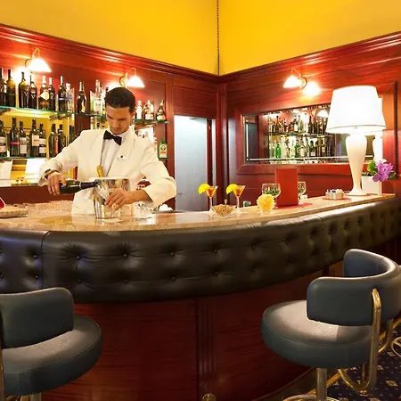 Western Mondial Hotel 4*