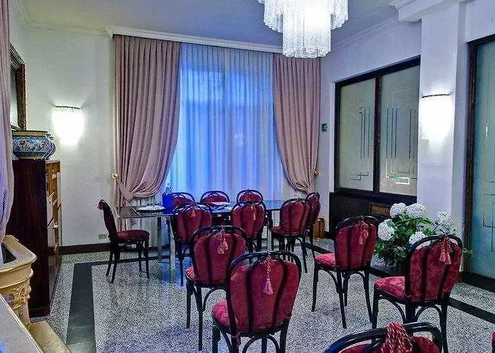 Western Mondial Hotel